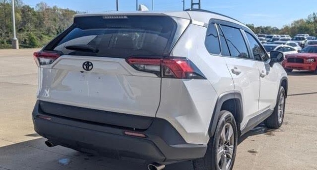 Selling My Toyota Rav XLE AWD
